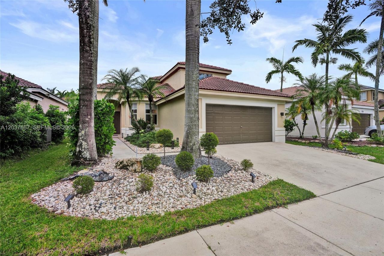 1725 Winterberry Ln, Weston, FL 33327 Photo