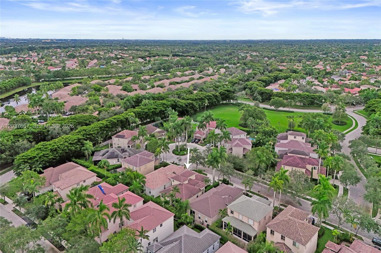 1725 Winterberry Ln, Weston, FL 33327 Photo