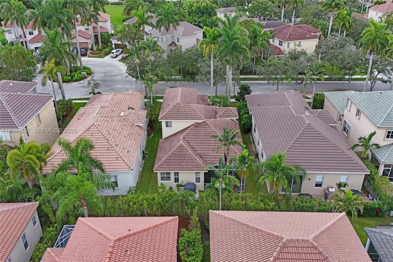 1725 Winterberry Ln, Weston, FL 33327 Photo