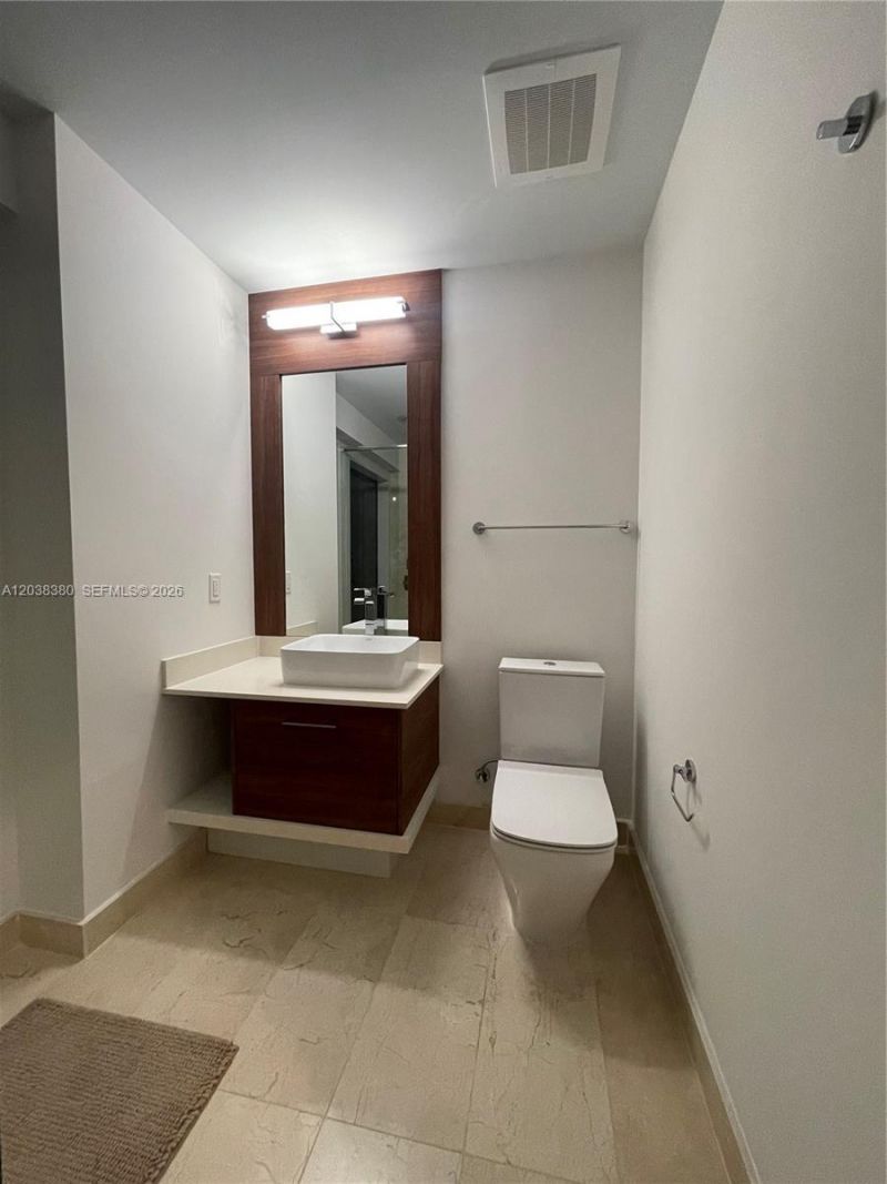 601 NE 27th St , Unit 201, Miami, FL 33137 Photo