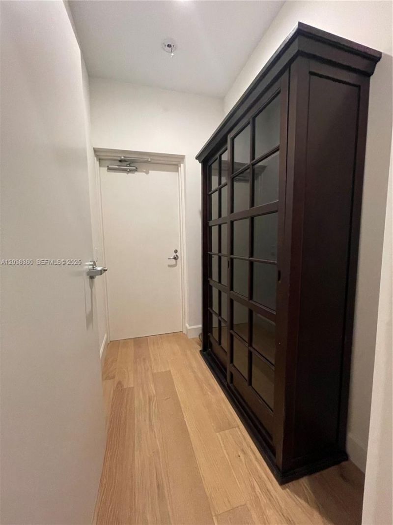 601 NE 27th St , Unit 201, Miami, FL 33137 Photo