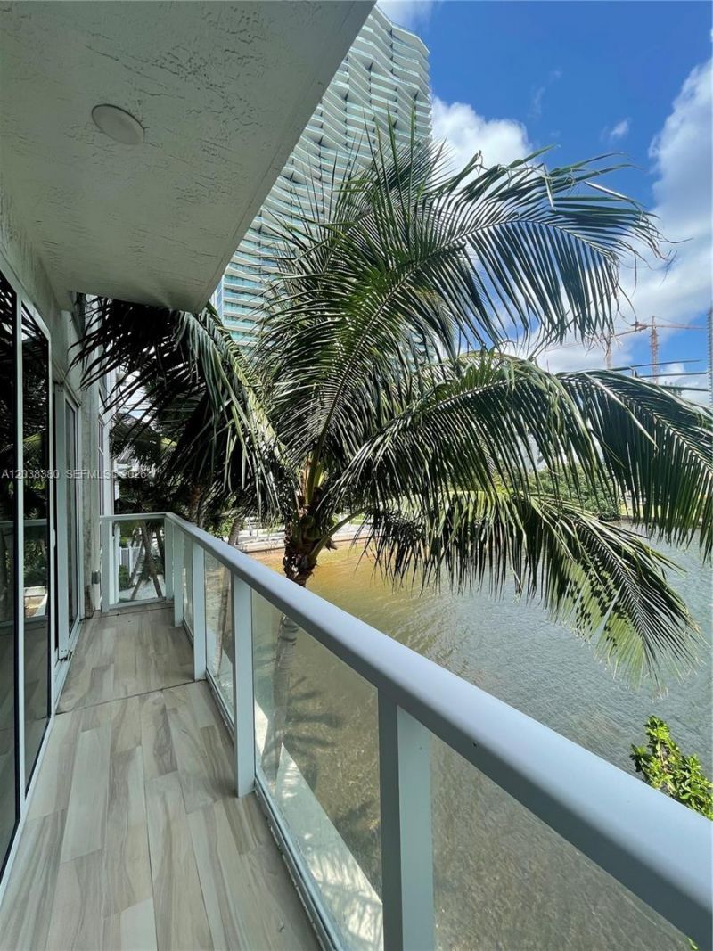 601 NE 27th St , Unit 201, Miami, FL 33137 Photo