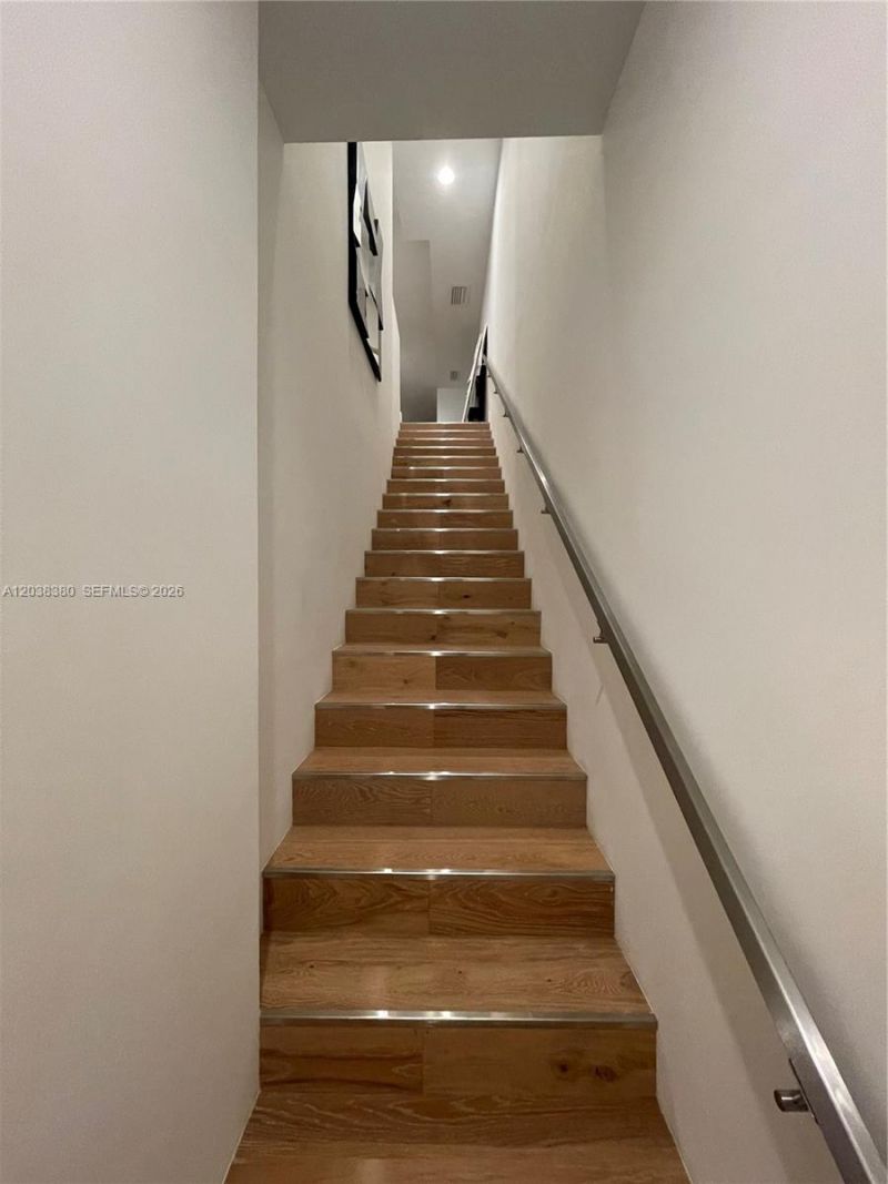 601 NE 27th St , Unit 201, Miami, FL 33137 Photo