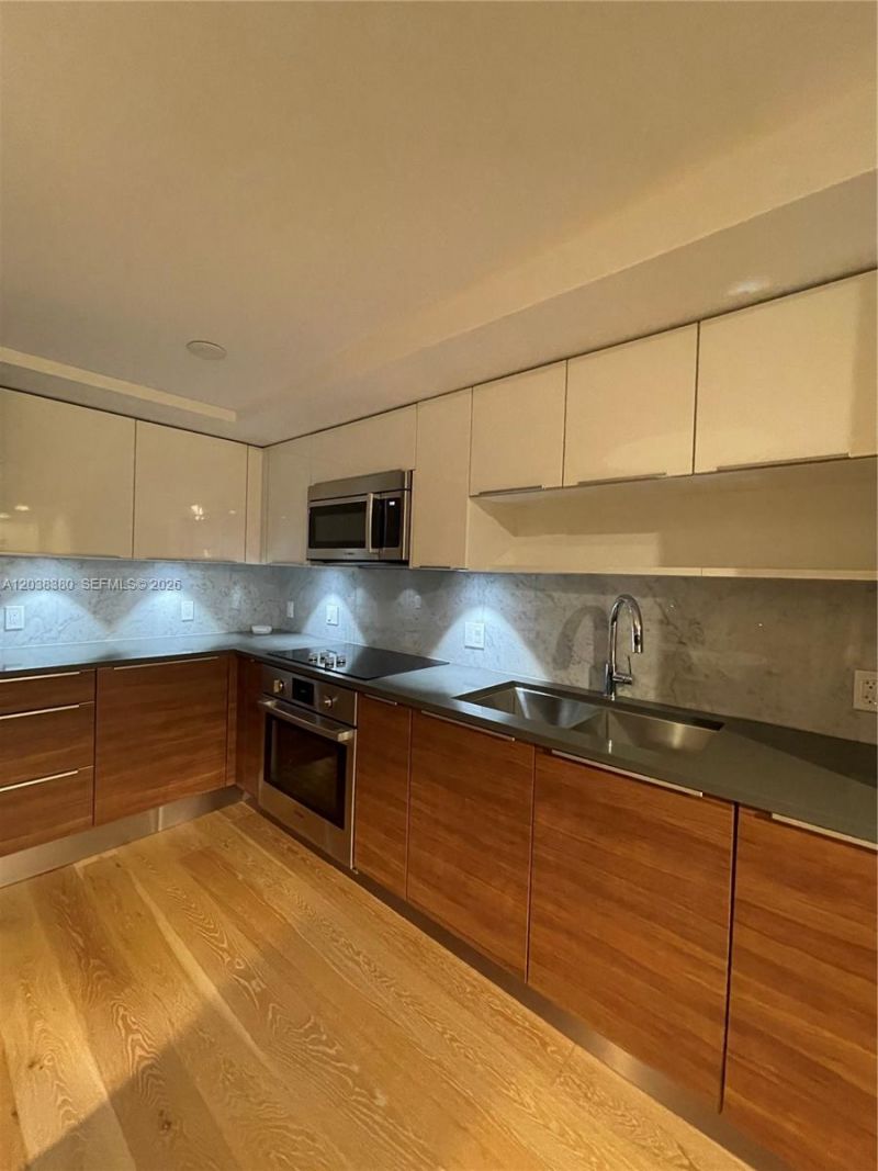 601 NE 27th St , Unit 201, Miami, FL 33137 Photo