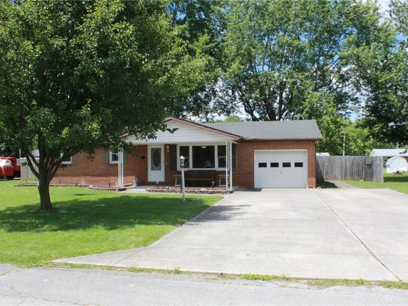 404 Winbigler Street, Ansonia, OH 45303 Photo 2