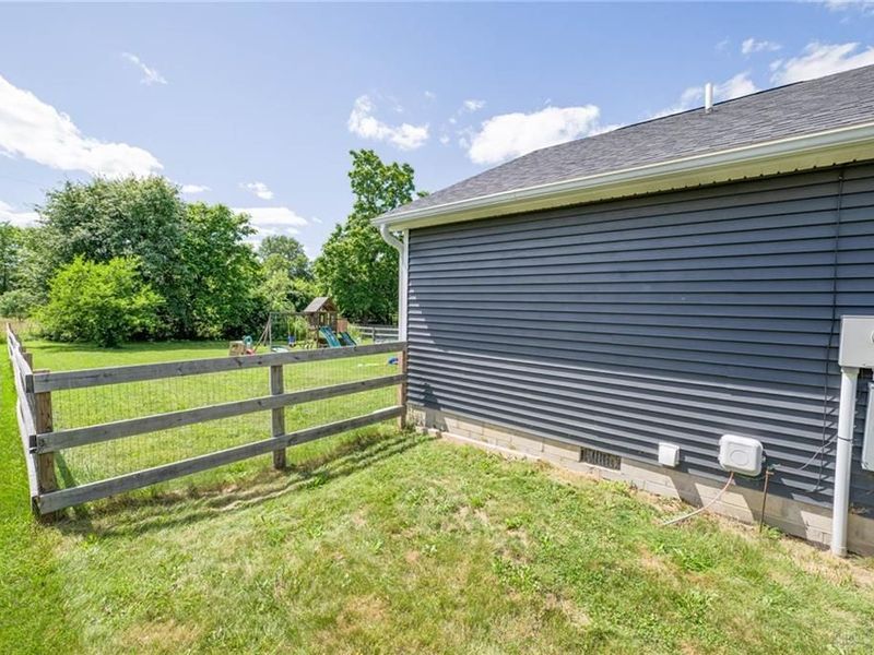 165 Hatchet Drive, Gasper Township, OH 45320 Photo 8