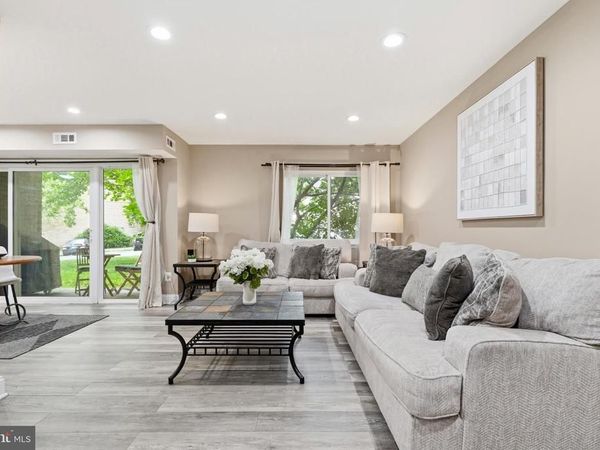 2907 CHARING CROSS ROAD, Unit 09/3, FALLS CHURCH, VA 22042