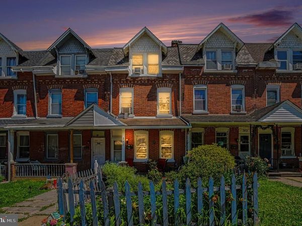 742 HAWS AVENUE, NORRISTOWN, PA 19401