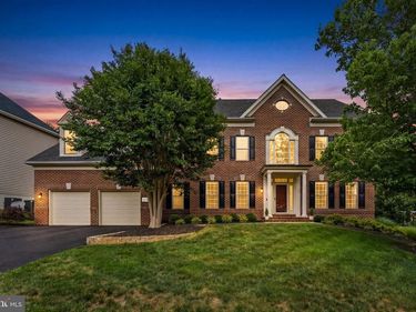 18510 BARTON PLACE , LEESBURG, VA 20176