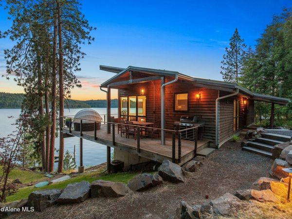 520 S Marion Ct , Harrison, ID 83833