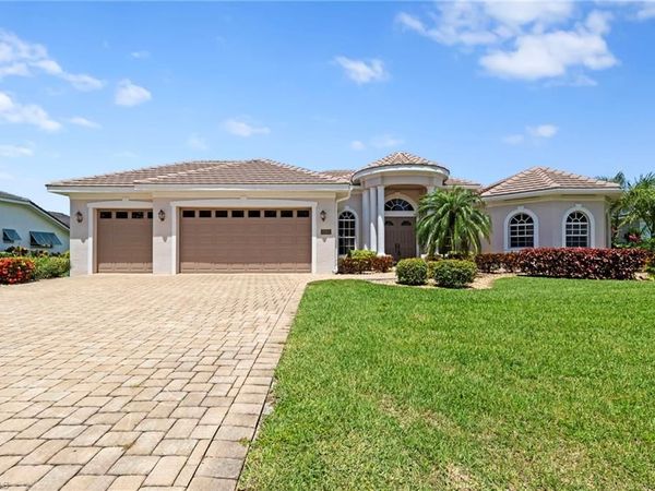 11362 Royal Tee CIR , CAPE CORAL, FL 33991
