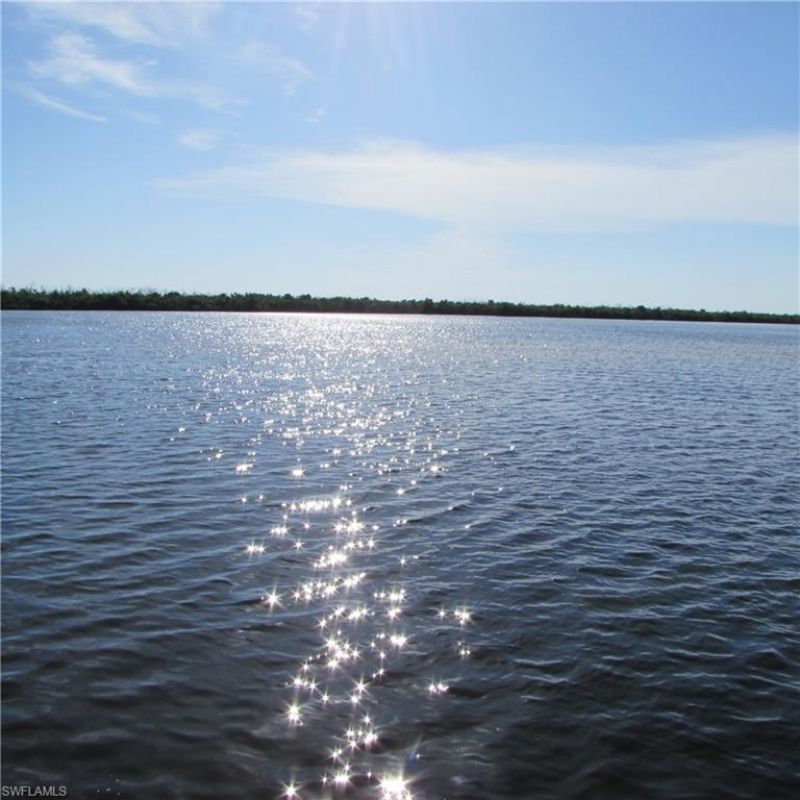 4748 Pine Island Rd Nw, Matlacha, FL 33993 Photo