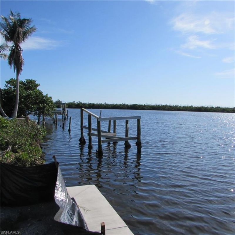 4748 Pine Island Rd Nw, Matlacha, FL 33993 Photo