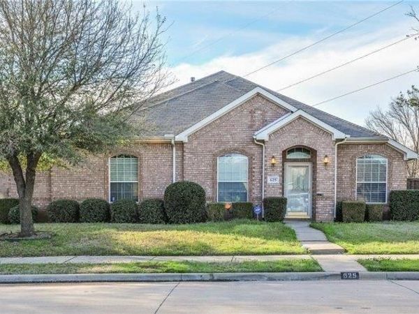 625 Belclaire Terrace, DeSoto, TX 75115