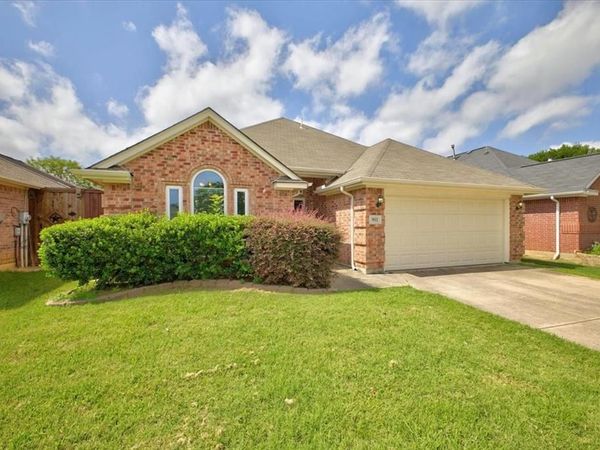 9112 Saranac Trail, Fort Worth, TX 76118