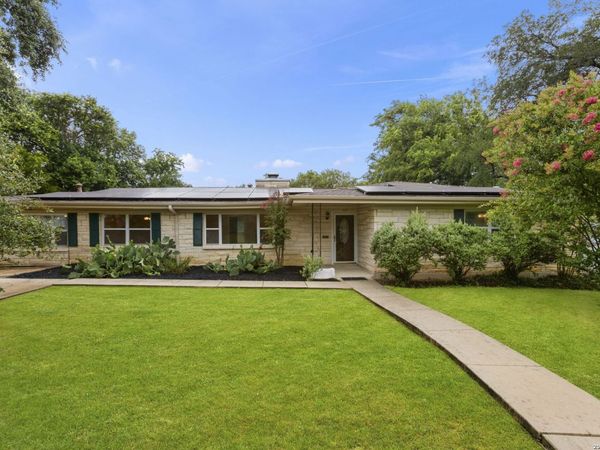 117 BRYKER DR, Terrell Hills, TX 78209