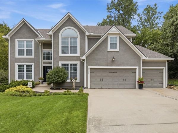 5710 Pflumm Road, Shawnee, KS 66216