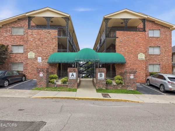 1509 Highland Ave, Knoxville, TN 37916