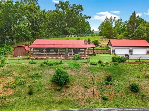 271 Caney Creek Road, Rogersville, TN 37857