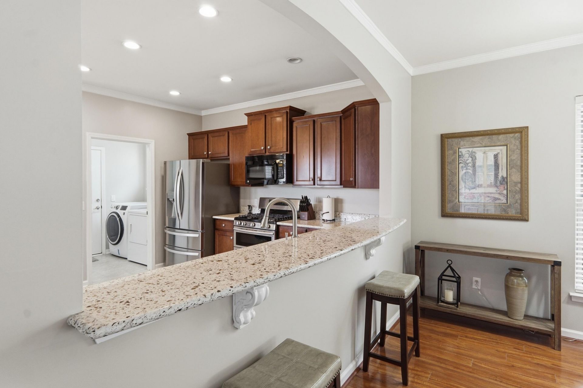 554 Tranquil Waters Way Photo 13