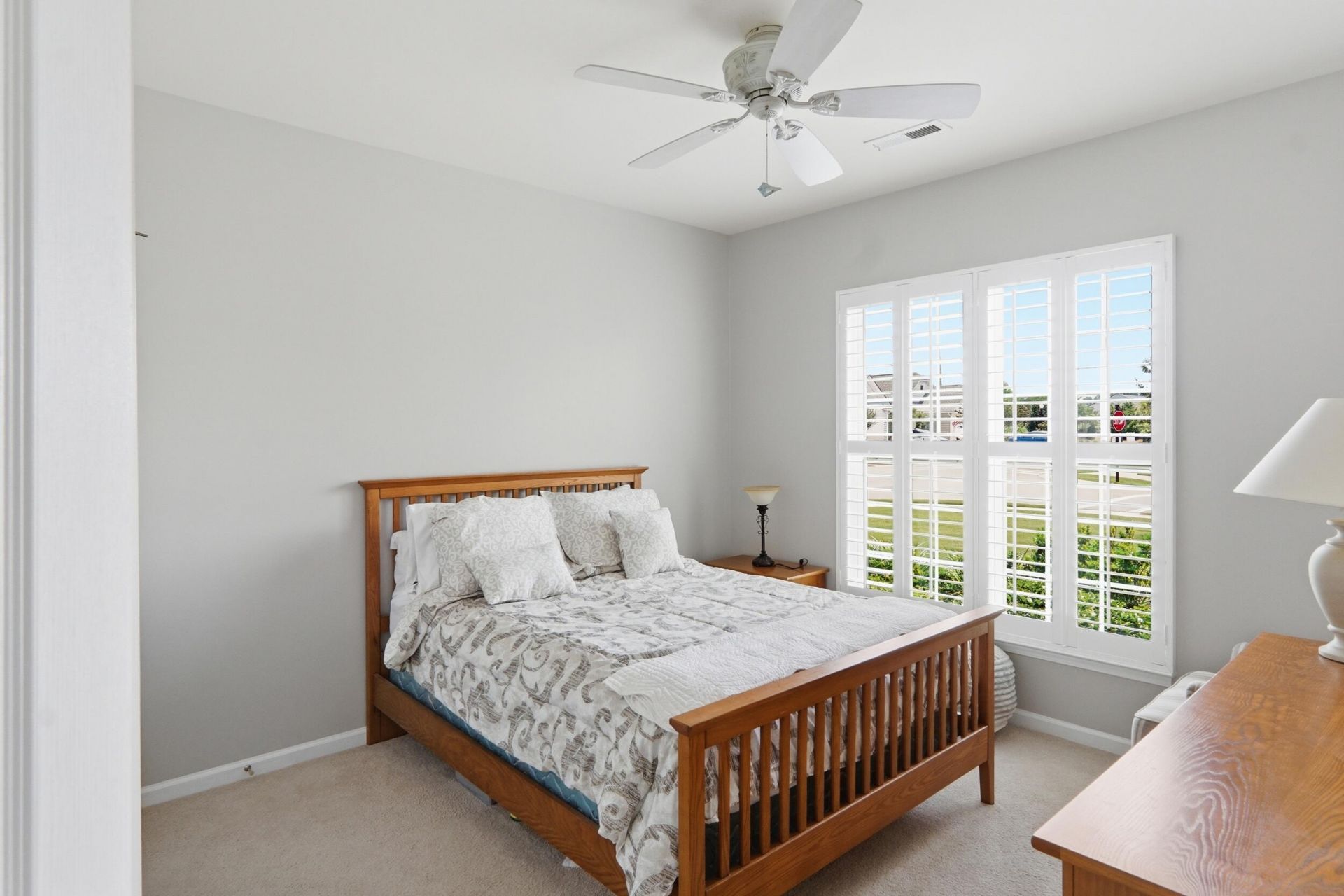 554 Tranquil Waters Way Photo 22