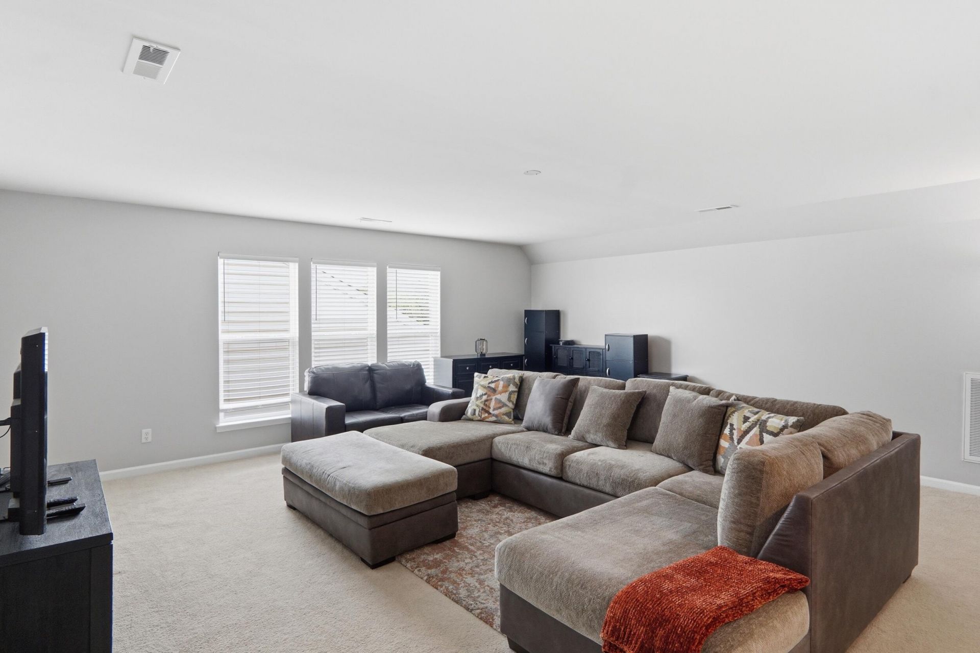 554 Tranquil Waters Way Photo 29