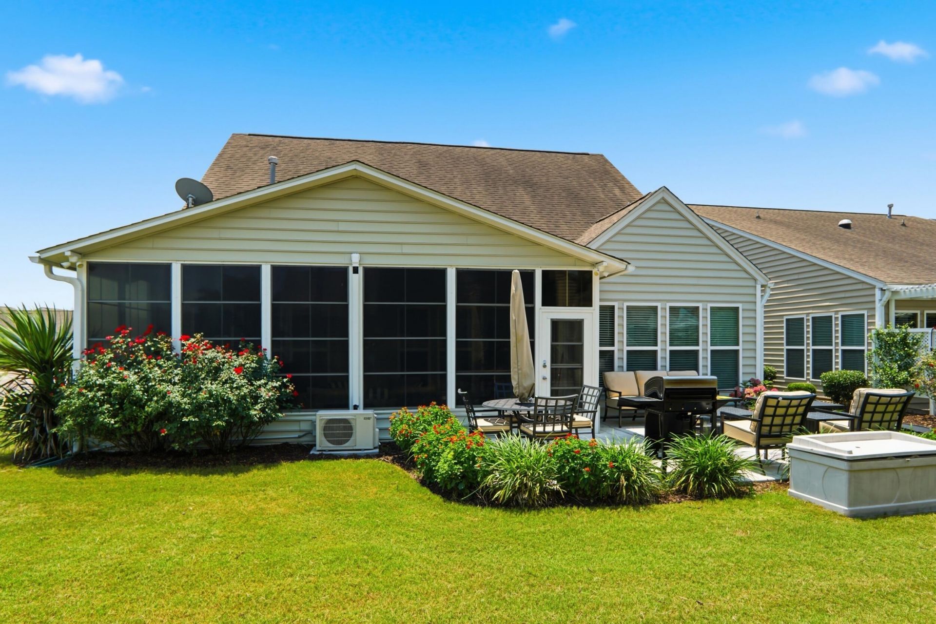 554 Tranquil Waters Way Photo 36