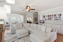554 Tranquil Waters Way photo 4