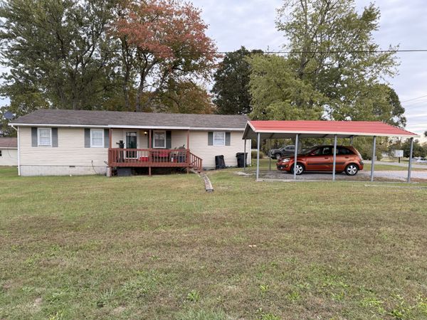 344 E Noel Dr , Cadiz, KY 42211