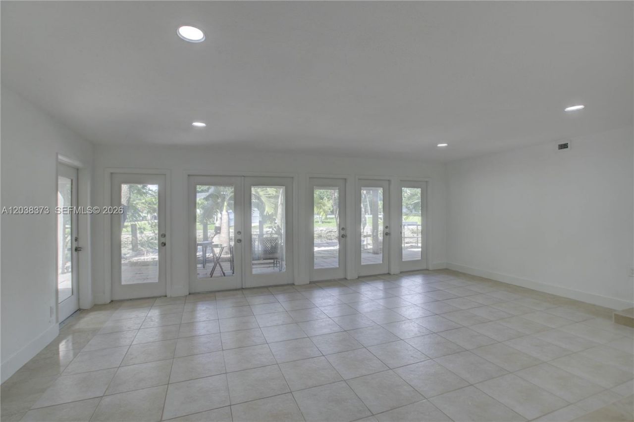 616 SW 11th Ct , Fort Lauderdale, FL 33315 Photo