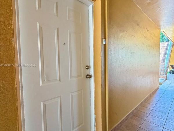 4340 NW 11th St , Unit 4, Miami, FL 33126