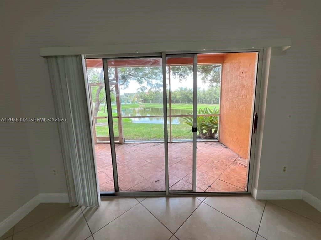 6992 SW 39th St, Unit I101, Davie, FL 33314 Photo