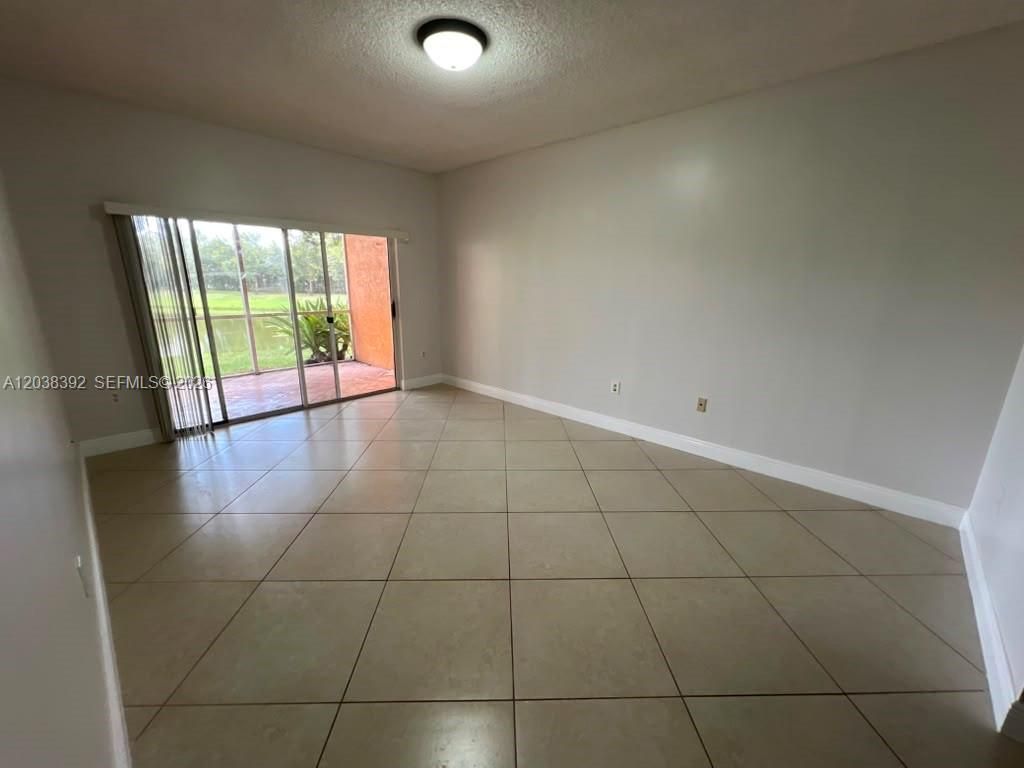 6992 SW 39th St, Unit I101, Davie, FL 33314 Photo