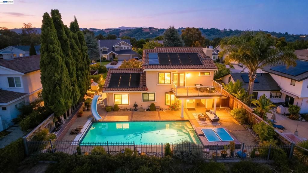 5922 Charter Oaks Dr, Castro Valley, CA 94552 Main Photo