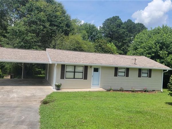 77 Pierce Road, Hiram, GA 30141