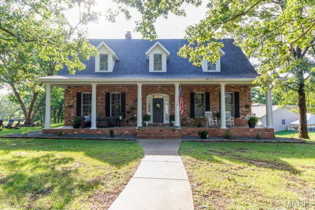 19261 Green Valley Lane , Lebanon, MO 65536 Main Photo