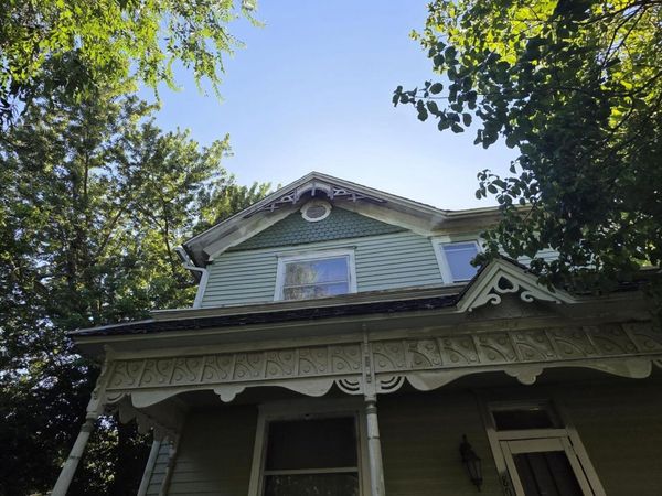 803 Prospect Avenue , Carthage, MO 64836