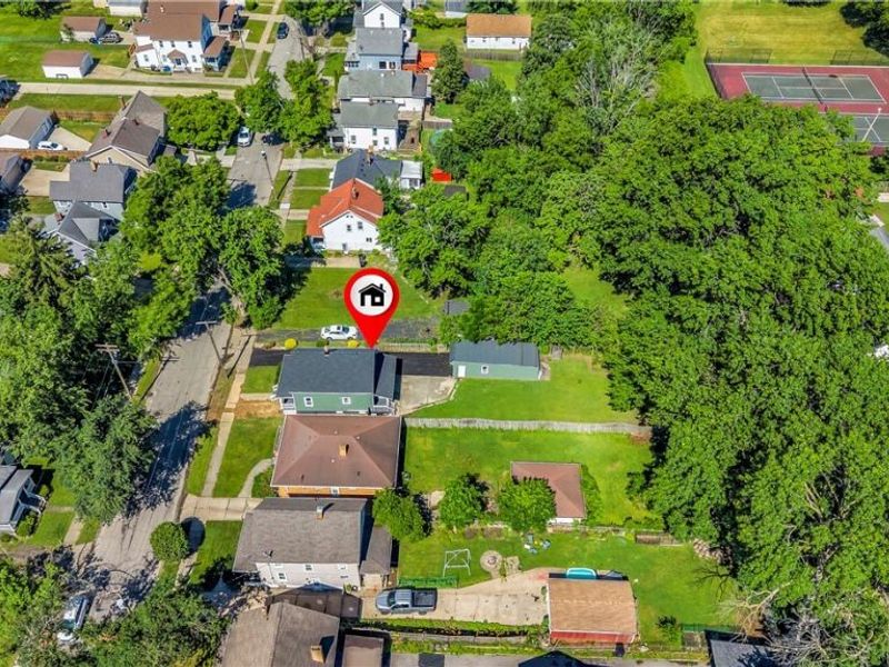 3716 Bader Avenue , Cleveland, OH 44109 Photo 4