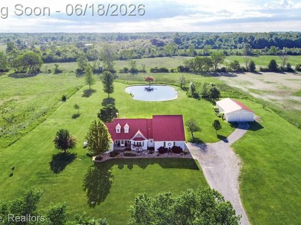 62580 Omo Road, Lenox Twp, MI 48048