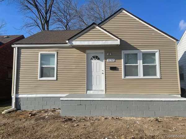 11321 Sussex Street, Detroit, MI 48227