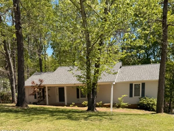 109 June St, McMinnville, TN 37110
