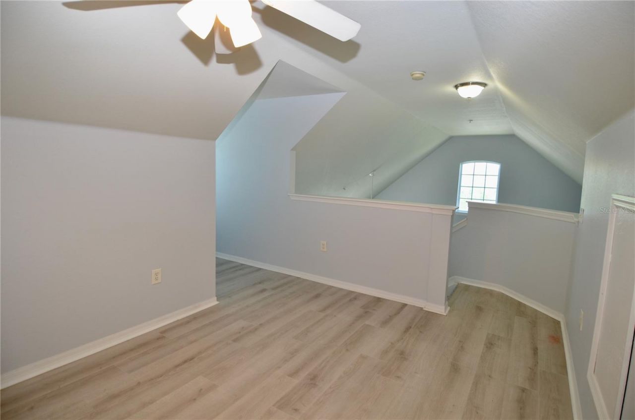 5621 Bidwell Parkway, Unit 202, Sarasota, FL 34233 Photo