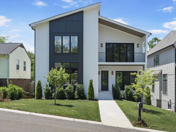 341 Chamberlin St, Nashville, TN 37209