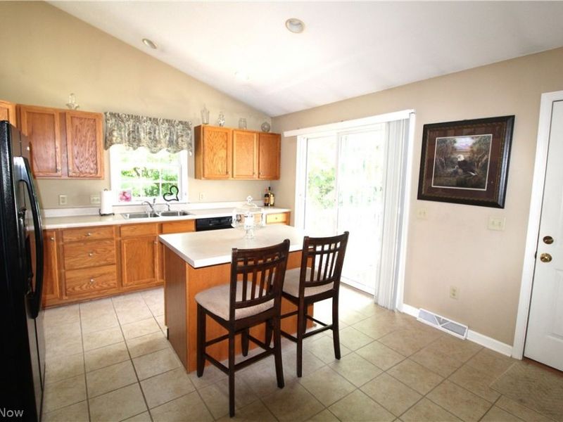 13 Hedgerows, New Middletown, OH 44442 Photo 15