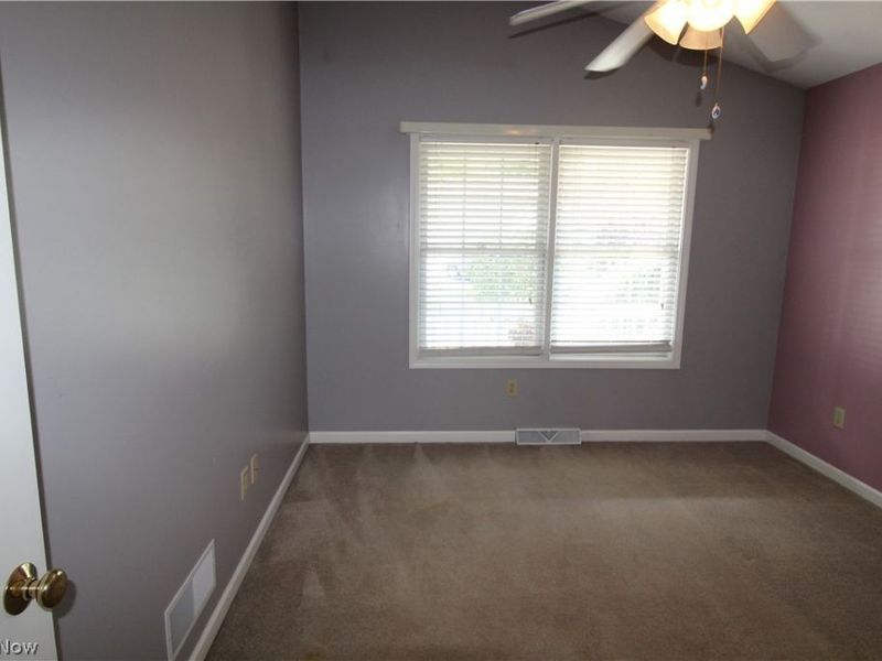 13 Hedgerows, New Middletown, OH 44442 Photo 9