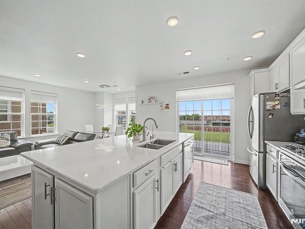 161 Wesmont Drive 4113, WOOD RIDGE, NJ 07075