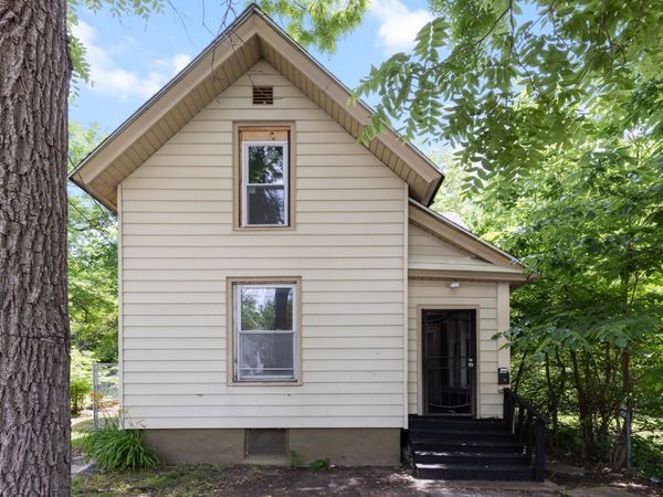 1029 Woodlawn Avenue , Rockford, IL 61103