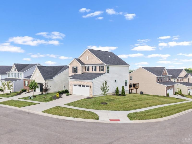 5994 Outlook Court, Hamilton Twp, OH 45152 Photo 4