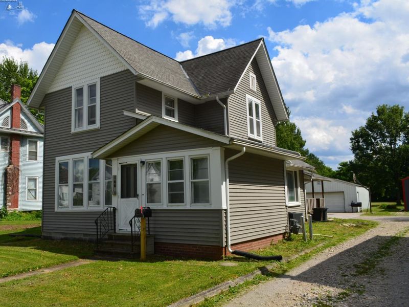 166 E Main Street, New London, OH 44851 Photo 1
