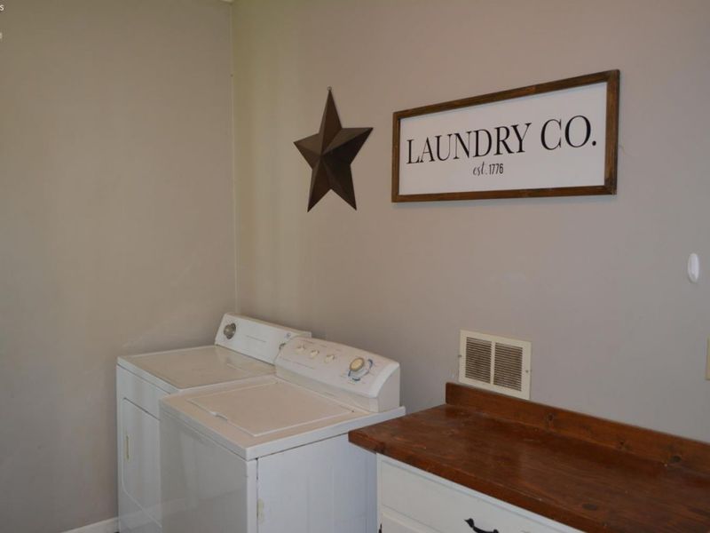 166 E Main Street, New London, OH 44851 Photo 15